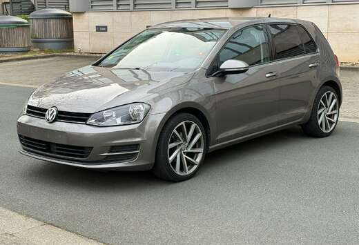 Volkswagen Golf 1.6 CR TDi Trendline