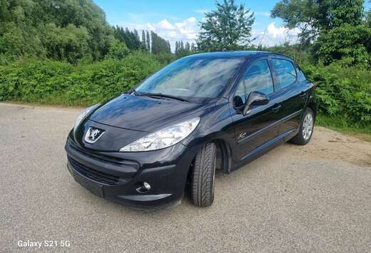 Peugeot 1.4i Trendy