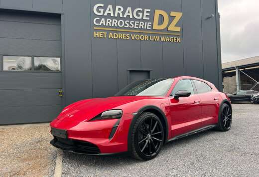 Porsche Taycan 4 Cross Turismo