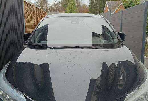 Toyota Hybrid 1.8i VVT-i C-Lub Mono-Tone E-CVT