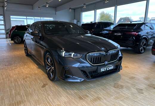 BMW e xDrive Pano-Driving Ass. Prof-Parking plus-ASP