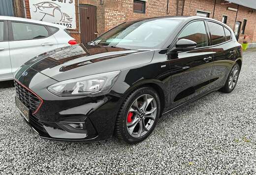 Ford Focus SPORT 1.5  ST-Line