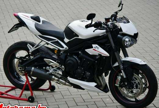 Triumph RS