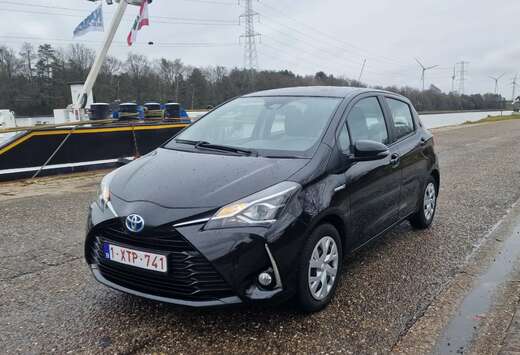 Toyota Yaris 1.5i VVT-i Hybrid Comfort E-CVT