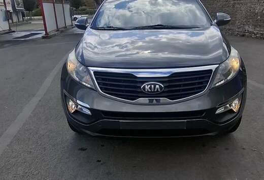 Kia 1.6i 2WD ESSENCE ANNÉE 2013 PRÊT À IMMATRICULE ...