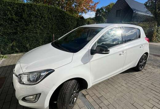 Hyundai Hyundai i20 benzine – 2014 – 107.430 km