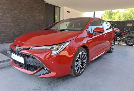 Toyota Corolla 2.0 Hybrid Touring Sports Team Deutsch ...