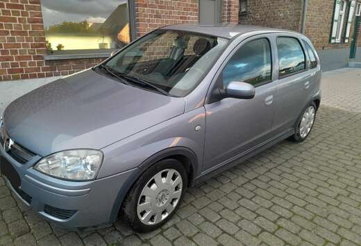 Opel elegance 1.4i