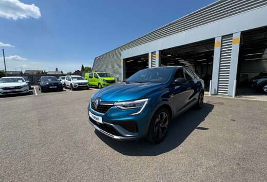 Renault Arkana E-TECH 1.6i R.S.Line