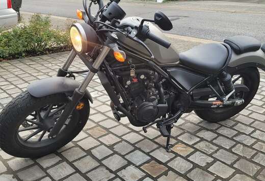 Honda Rebel