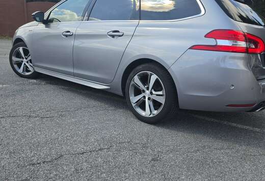Peugeot SW 1.2 PureTech GT Pack S&S