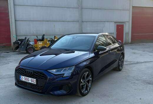 Audi 1.6 TDI S tronic sport