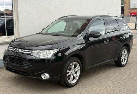 Mitsubishi Outlander 2.2 DI-D 4WD Touch Edition