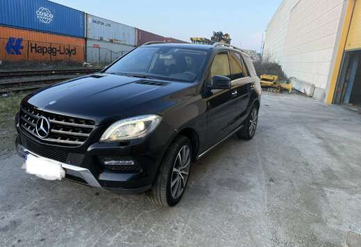 Mercedes-Benz BlueTEC 4MATIC 7G-TRONIC