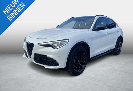 Alfa Romeo 2.0 200 Sport AWD