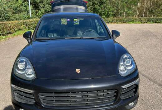 Porsche 3.0 TD V6 Platinum Edition Tiptronic S