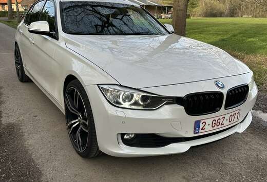 BMW 320i Sport-Aut.