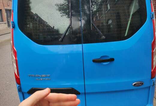 Ford FOURGON 260 L1H1 2.0 ECOBLUE 105 AMBIENTE