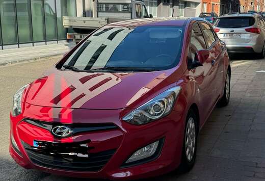 Hyundai 1.4 CRDi Lounge