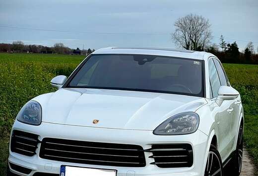 Porsche E-Hybrid Tiptronic S