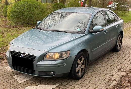 Volvo S40 1.6 Turbo - D Kinetic