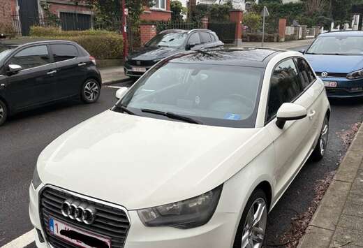 Audi AUDI A1 DIESEL 2011  1er PROPRIÉTAIRE  TOIT PAN ...