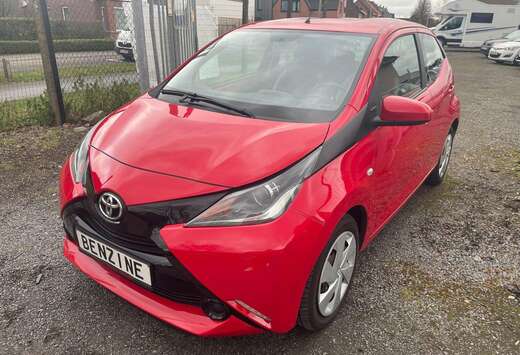 Toyota 1.0i VVT-i x