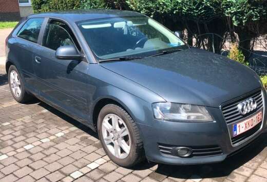 Audi 1.6 102 Ambiente