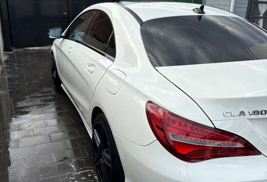 Mercedes-Benz CLA 180 d Business Solution