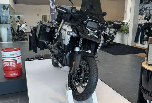 BMW Full Akra