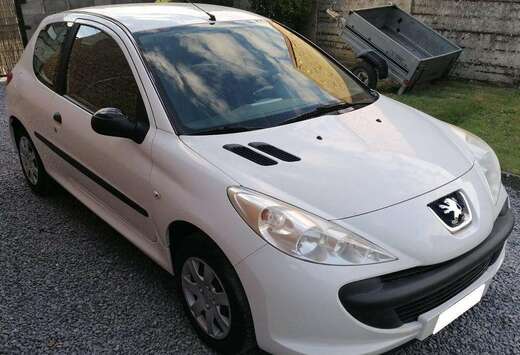 Peugeot 206  1.1i Trendy