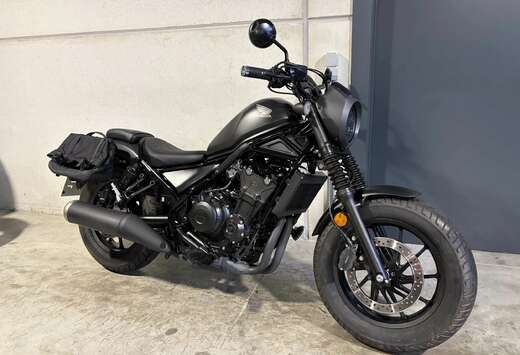 Honda Rebel special edition met extra\'s