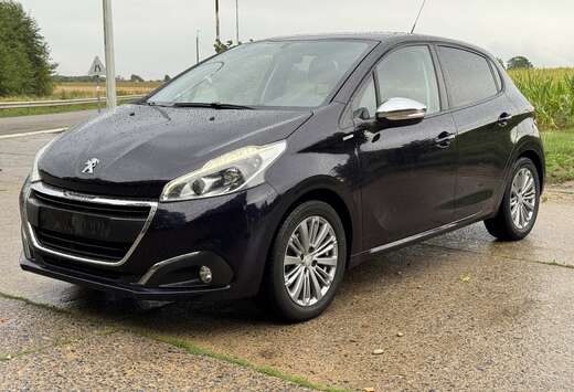 Peugeot FACELIFT! / STYLE! / CARPLAY! / GEKEURD VVK!