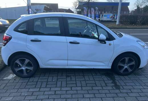 Citroen 1.0 PureTech Attraction