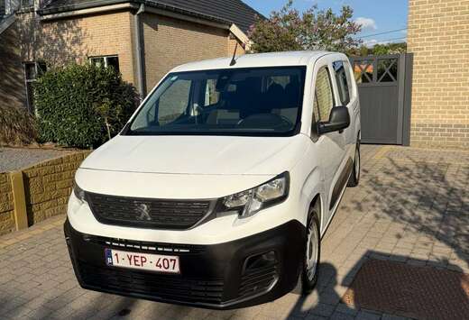 Peugeot 1.6 BlueHDi L2H1 Premium Pack 121 S/S