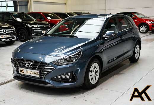 Hyundai i30 1.0i Modern - NAVI SMART / CAMERA / PDC / ...