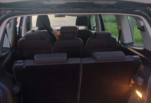 Volkswagen Touran 1.6 CR TDi Highline 7pl.