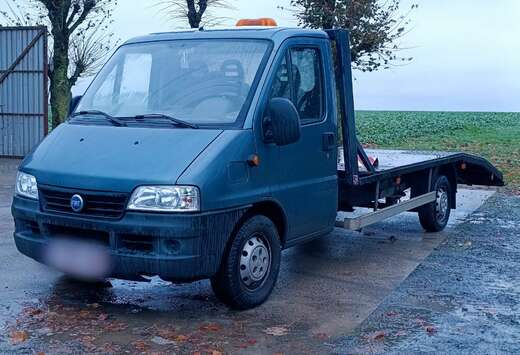 Fiat CHASSIS CAB 15 L 2.8 JTD PACK