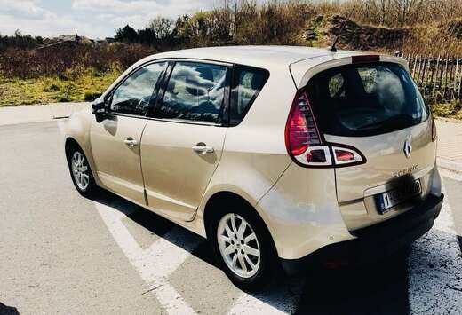 Renault 2.0i Privilège