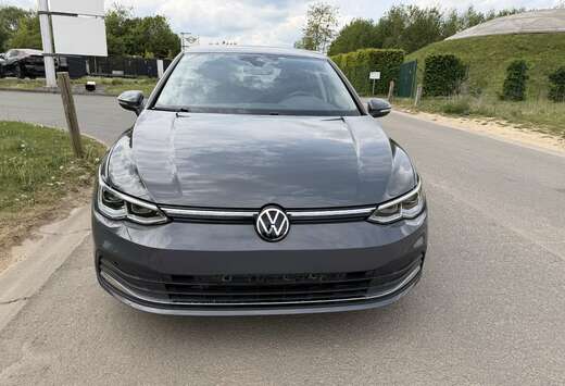 Volkswagen Golf 1.5 eTSI Life Business Premium DSG (M ...