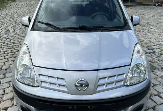 Nissan 1.0i Acenta