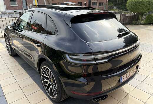 Porsche 2.0Turbo PDK Pano Camera Ja 21* Susp Hyd Att  ...