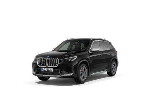 BMW xDrive25e xLine  PANO