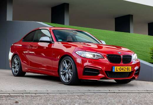 BMW 235i High Executive