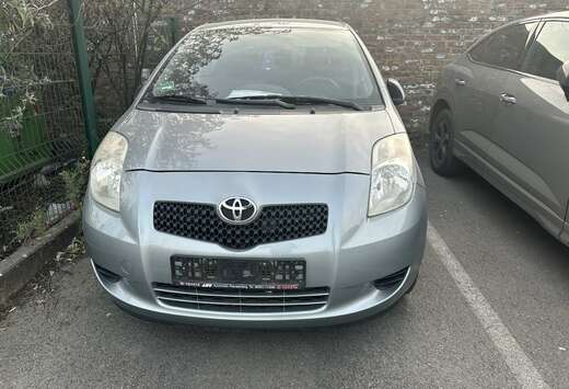 Toyota 1.3i VVT-i 16v Luna