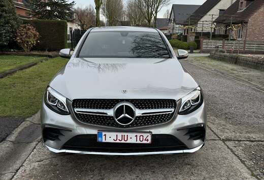 Mercedes-Benz d Coupe 4Matic 9G-TRONIC