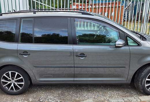 Volkswagen Touran 1.6 CR TDi Highline BMT Start