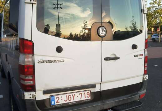 Mercedes-Benz 519 4x4 camper