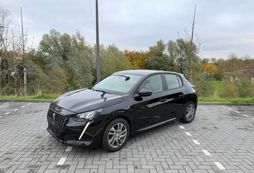 Peugeot 208 1.2i -GPS-AIRCO-JANTES + CARNET COMPLET