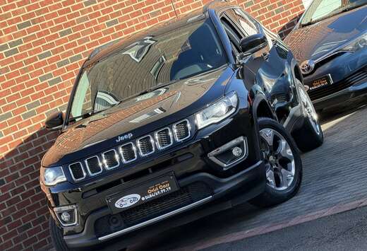 Jeep 4 x 4 * AUTOMATIQUE // PARFAIT ÉTAT